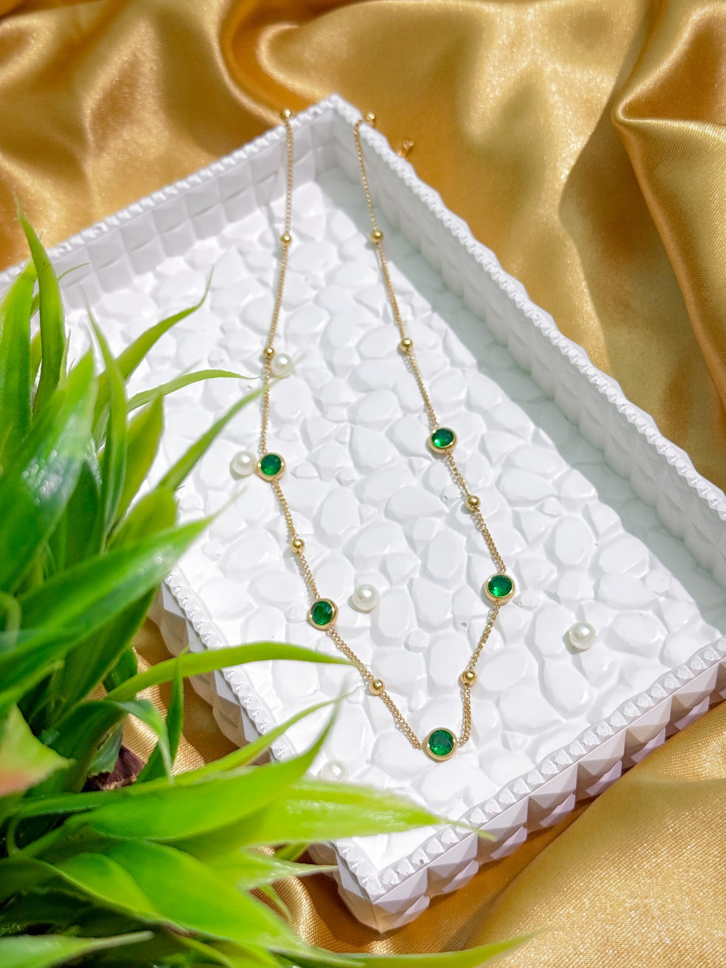 Emerald station necklace