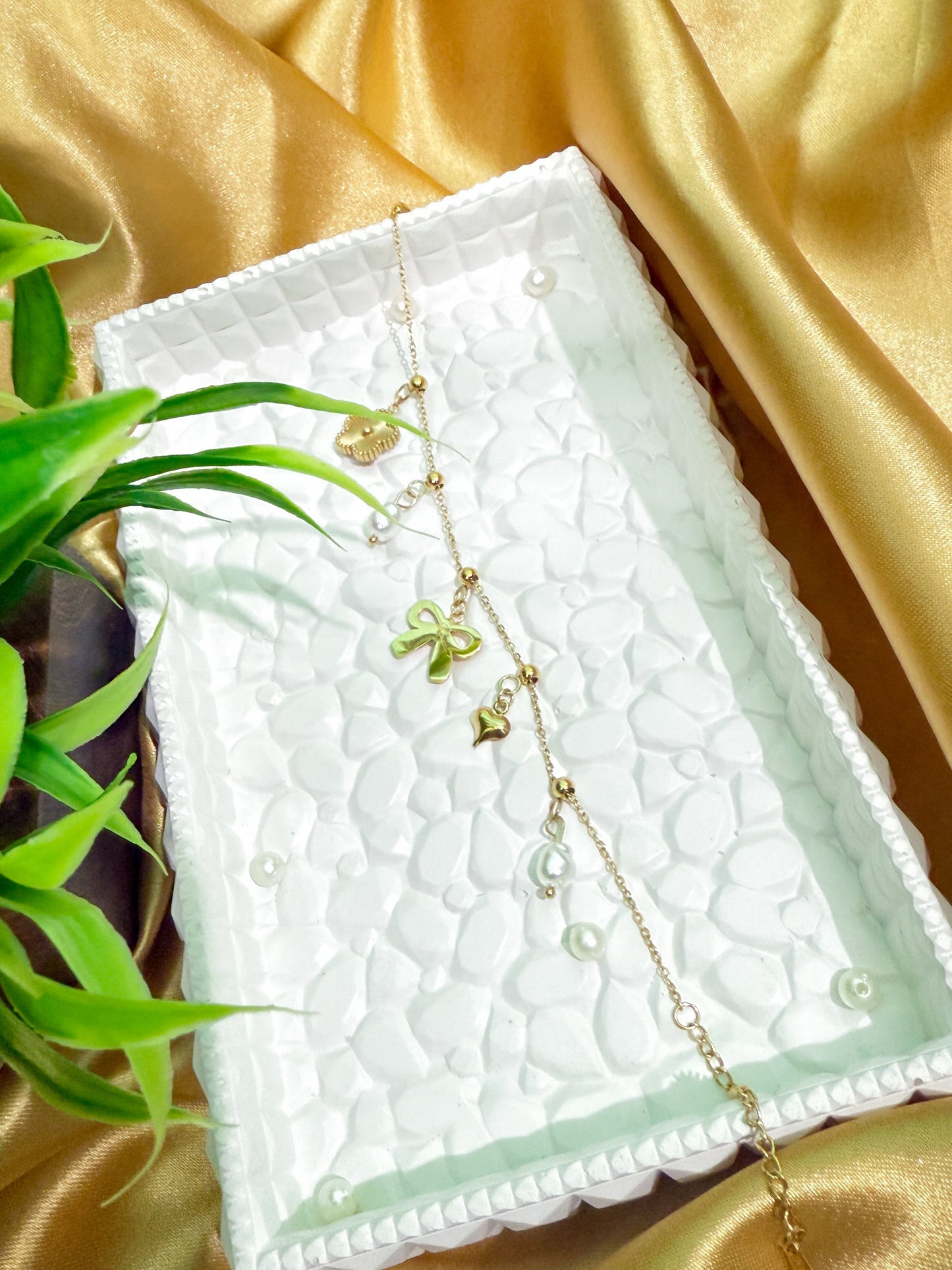 Bow pearl Bracelet
