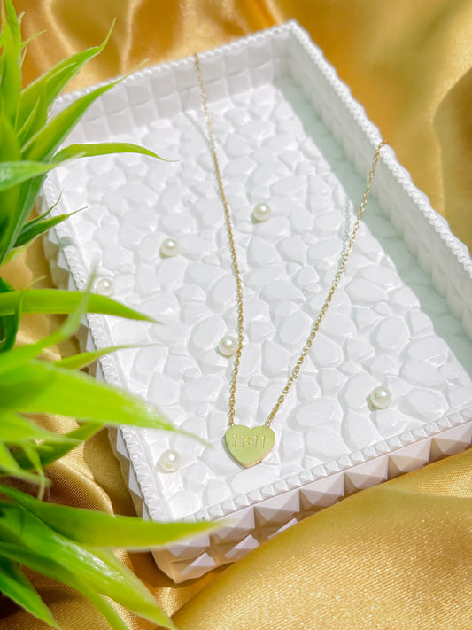 Antitarnised 11:11 Heart-shaped pendant