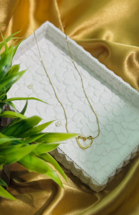 Antitarnised  Open Heart chain